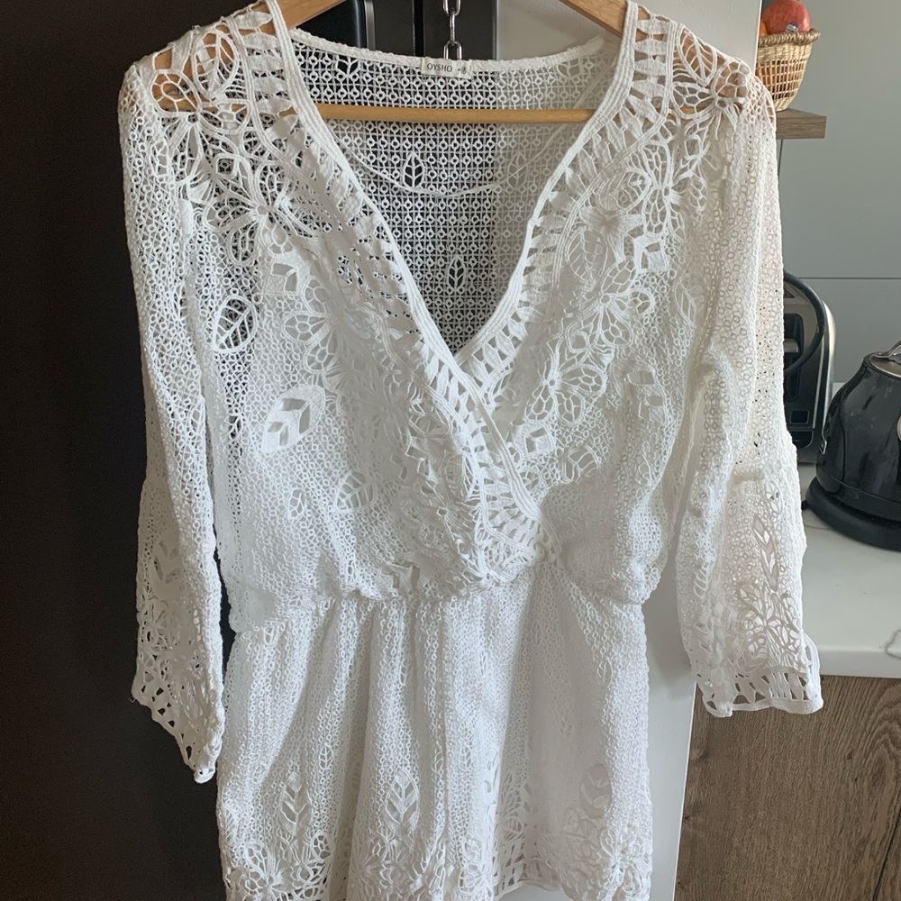White Oysho Jumpsuit Us size 4 excellent condition